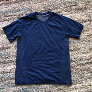 Men’s Lululemon Ventilated Athletic Shirt